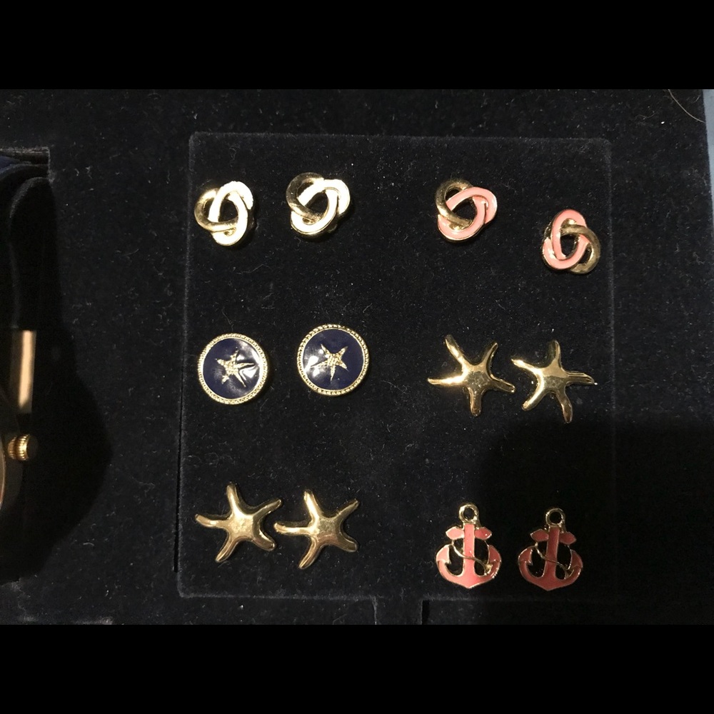 Accessory Set - Picture 2 of 5